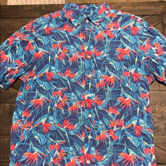 Button down - Picture 2 of 5